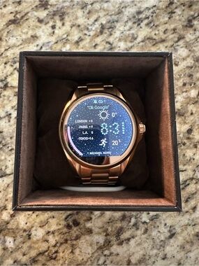 Michael Kors Bradshaw Rose Gold Smartwatch